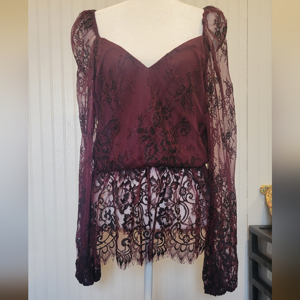 Willow and root size lg burgundy and black lace blouse.